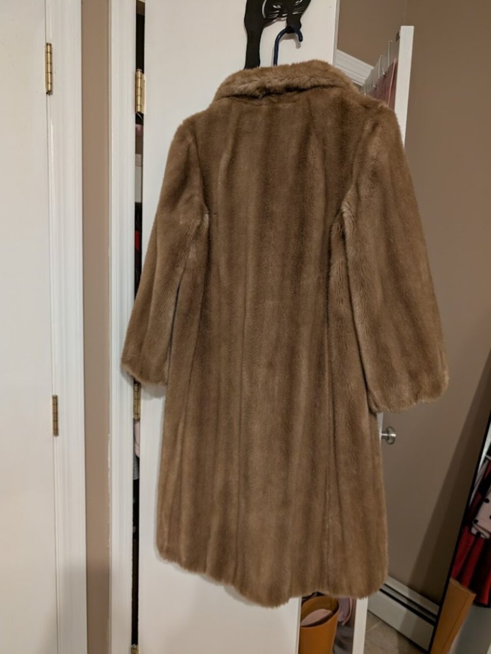 Tissavel of France Lovemans Vintage Faux Fur Knee Length Coat Beige Fawn 8 EUC - Picture 11 of 15
